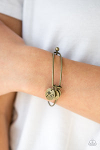 Dreamy Dandelions Brass Bracelet| Paparazzi Accessories| Bella Fashion Accessories LLC