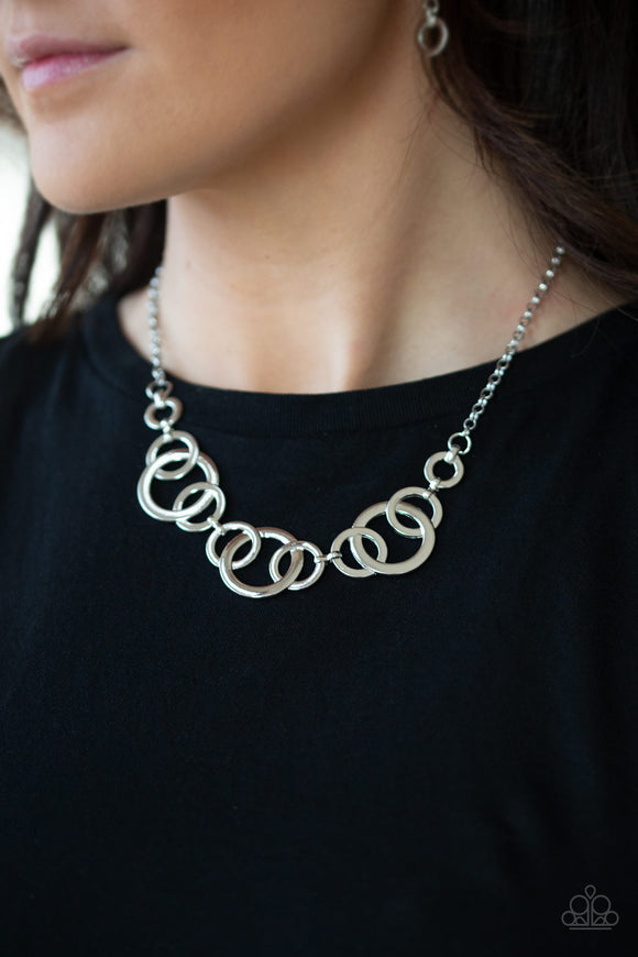 Going In Circles Silver Necklace - Paparazzi Accessories - Bella Fashion Accessories LLC
